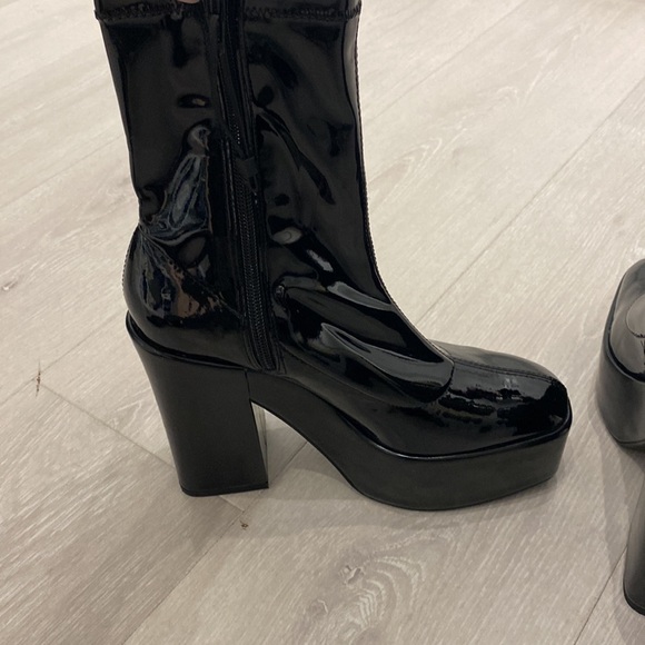 Zara boots - Picture 2 of 5